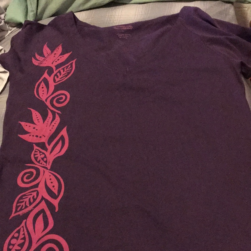 Nice woman tee shirt